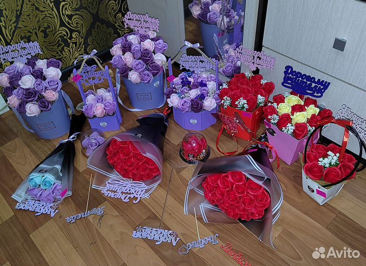 Композиция из мыльных роз