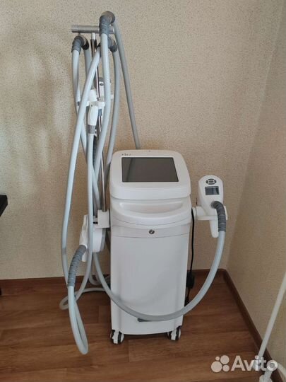 Вакуумно роликовый аппарат для массажа