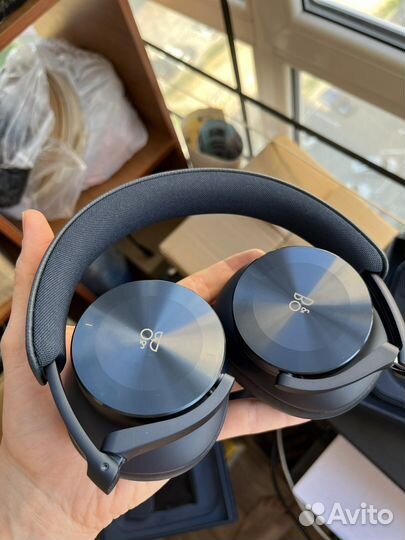 Наушники Bang Olufsen H95