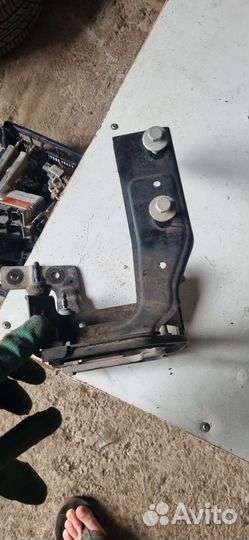 Кронштейн насоса эгур на фокус 2