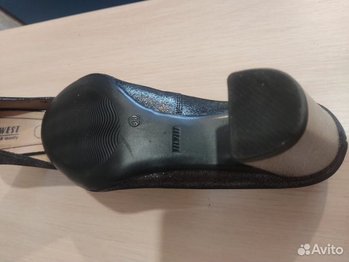 Туфли праздничные 38 размер Белвест