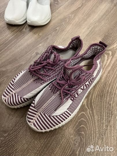 Кроссовки женские 37 размер