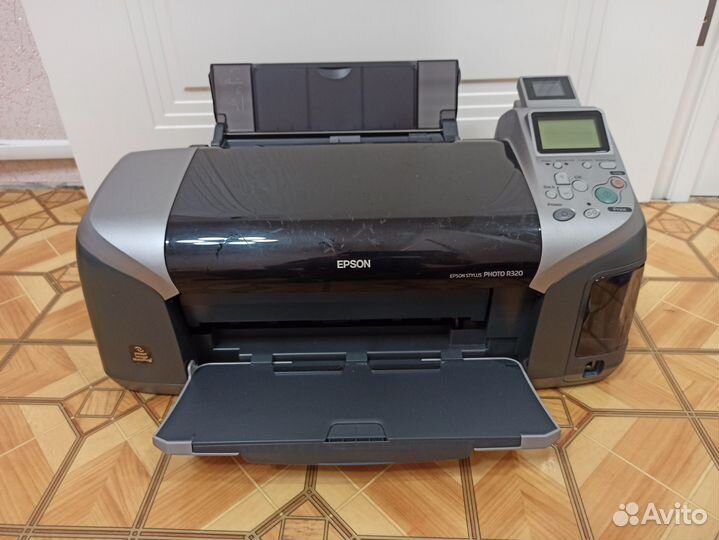 Принтер Epson Stylus photo R320, цветной