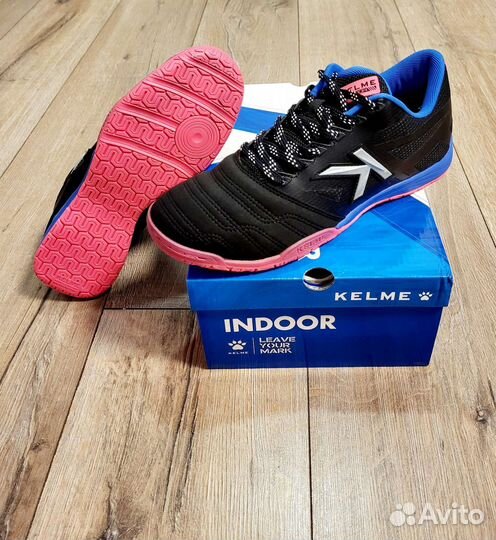 Футзалки kelme