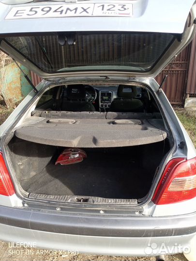 Toyota Avensis 1.8 МТ, 2001, 122 000 км