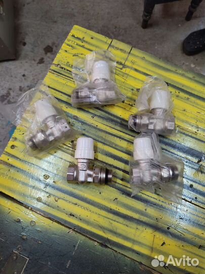 Кран прямой для радиатлра 3/4