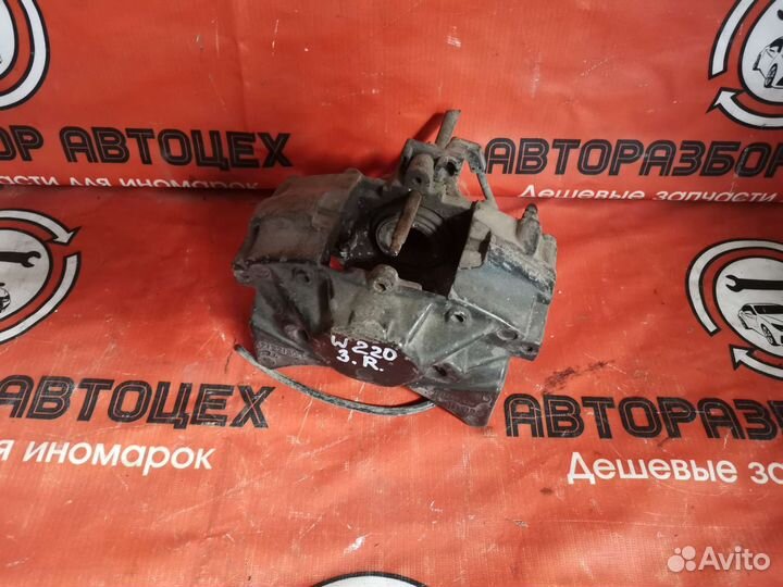 Суппорт задний правый Mercedes Benz w220