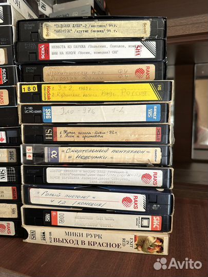 Кассеты видео /аудио и dvd диски