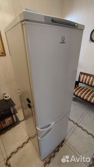 Холодильник indesit бу