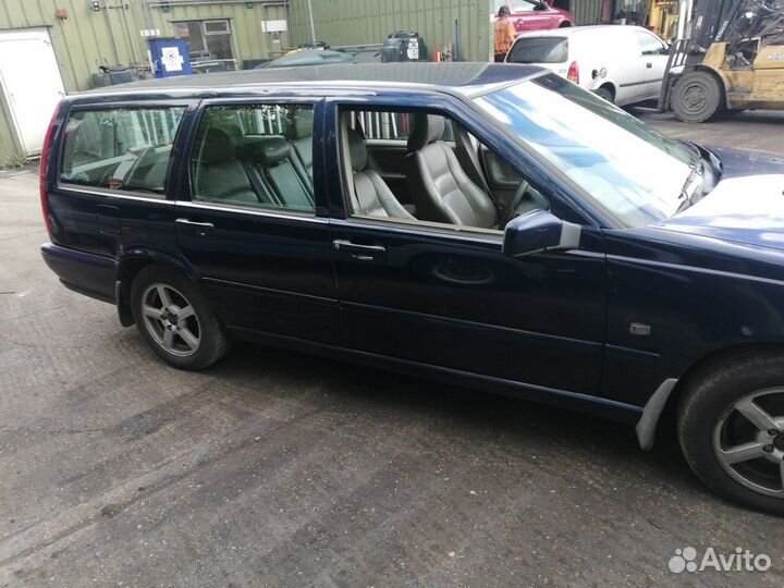 Разбор на запчасти Volvo S70 / V70