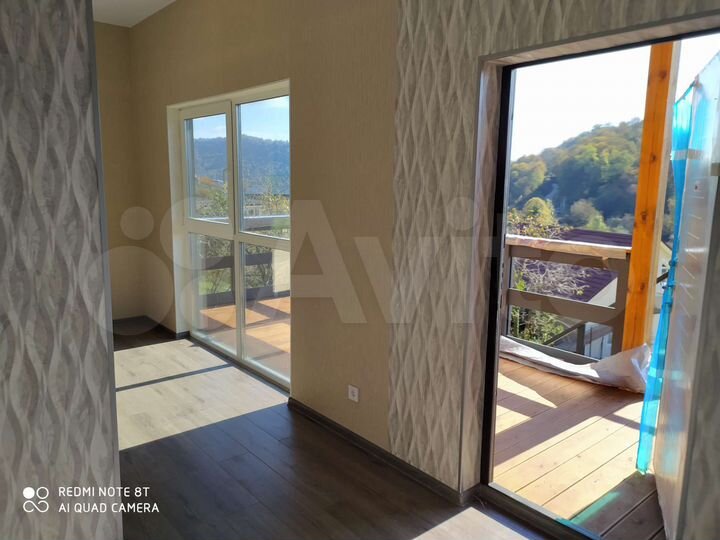 Дом 77 м² на участке 4 сот.