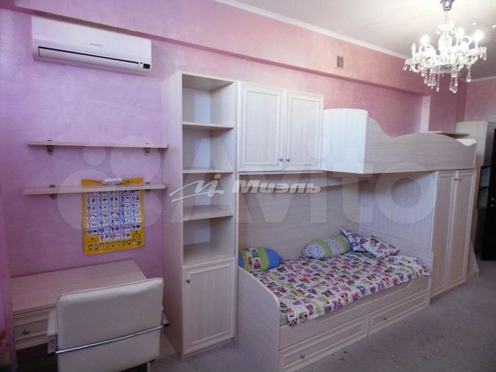 2-к. квартира, 100 м², 2/10 эт.