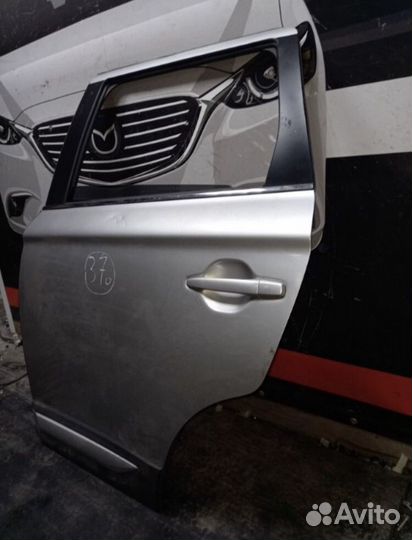 Дверь задняя левая mitsubishi outlander gf