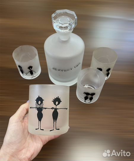 Графин со стаканами