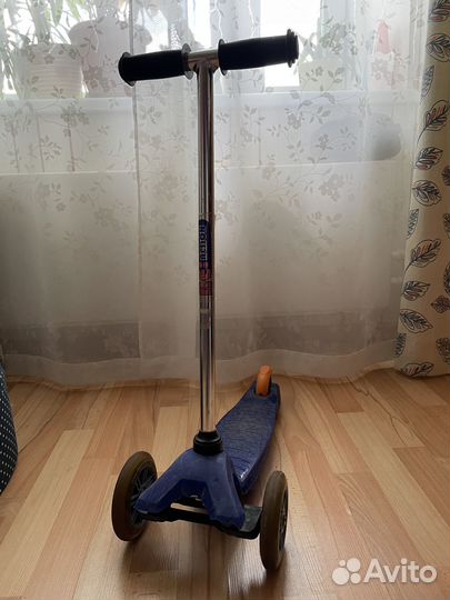 Самокат детский трехколесный
