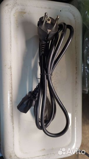 Кабель для компьютера