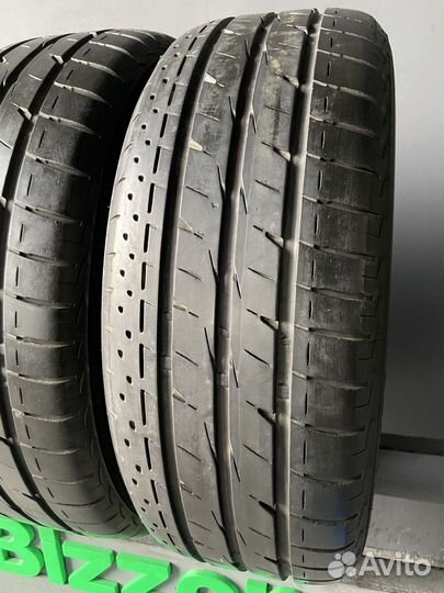 Bridgestone Luft RV II 215/55 R17 94