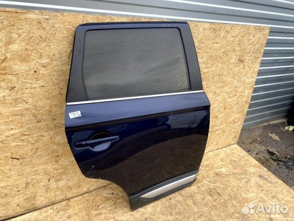 Дверь задняя правая Mitsubishi Outlander 3