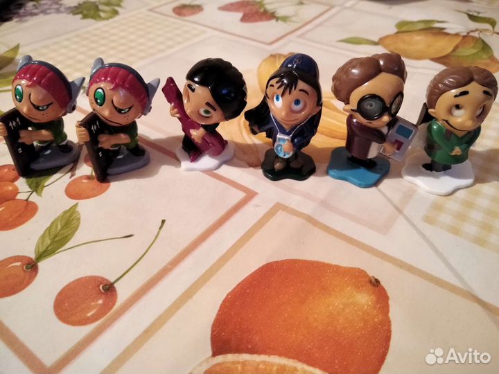 Игрушки из киндера