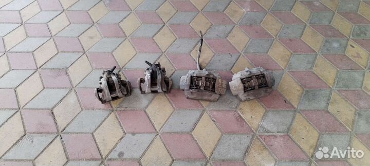 Суппорта Брембо на Mercedes w211