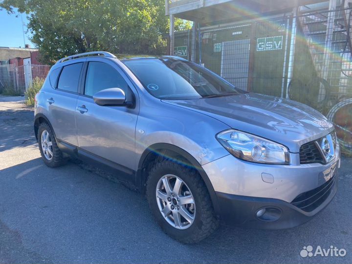 Nissan Qashqai J10 2006-2013 на запчасти