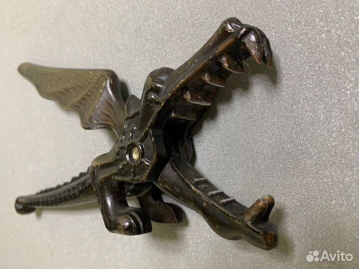 Орехокол дракон СССР