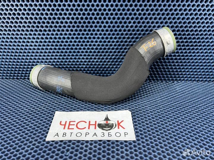 Патрубок интеркулера VW Touareg GP