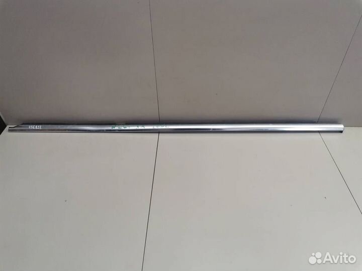 Накладка стекла заднего правого Mercedes-Benz S-Cl