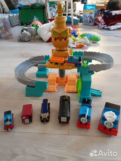 Коллекция игрушек томас и его друзья