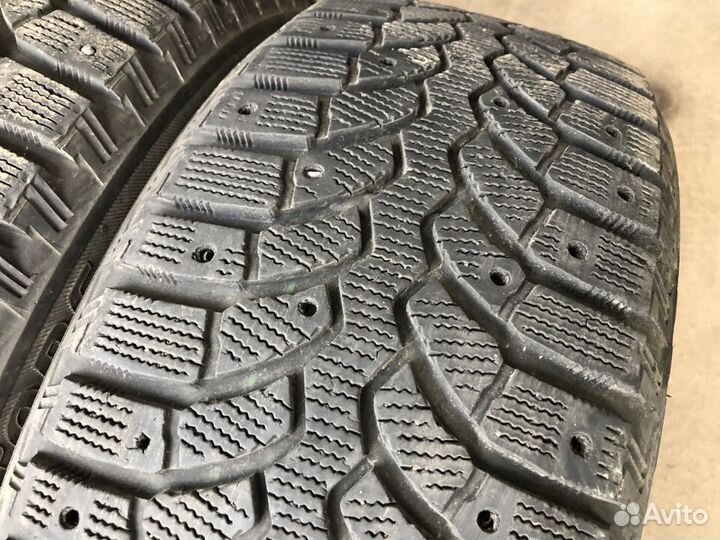 Bridgestone Blizzak Spike-01 185/65 R15 88T