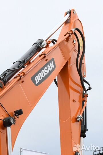 Колёсный экскаватор DOOSAN DX210WA, 2023