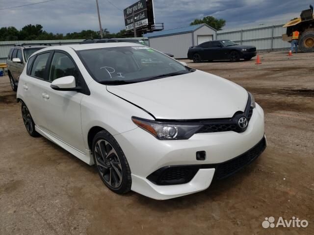 Фара от Toyota Auris E180 2012-2018