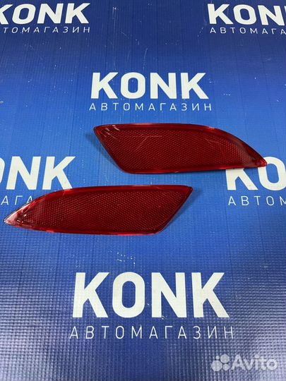 Отражатели в задний бампер на Тойота Камри V55