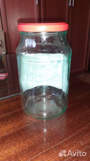 Банки винтовые и простые разных объёмов