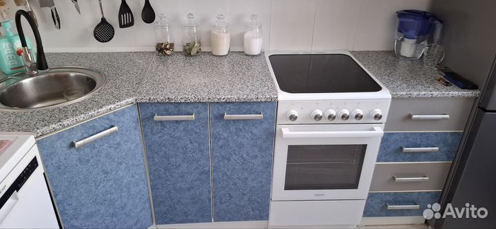 Шкафы кухонные б/у