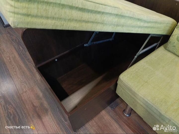 Угловой диван