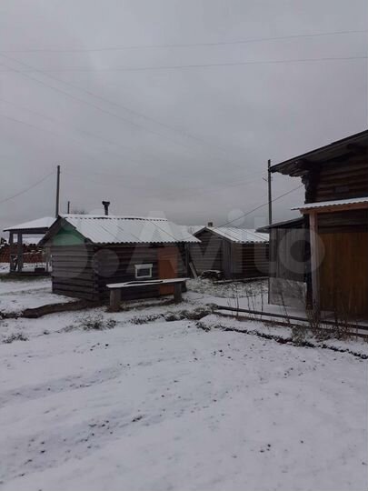 Дом 35 м² на участке 8,8 га