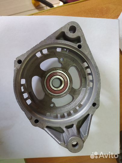 Крышка генератора ваз 2110 2114 Kalina Priora