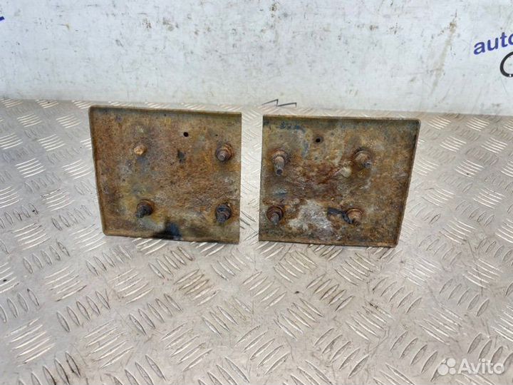 Кронштейн усилителя бампера задний Chevrolet