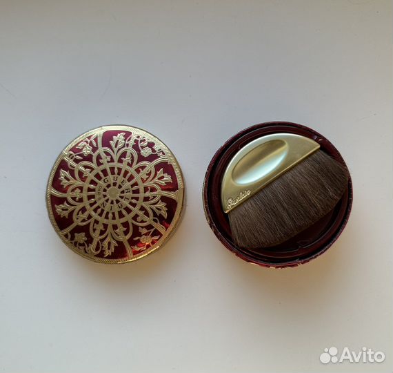 Guerlain La Poudre Cest Moi пудра хайлайтер