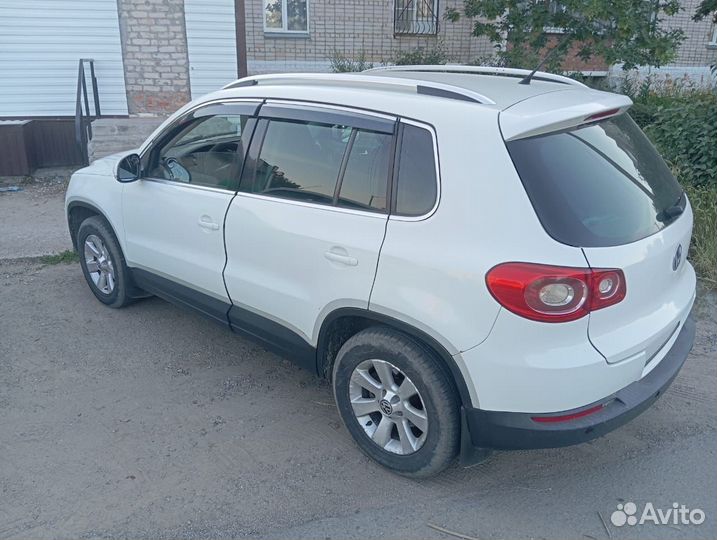 Volkswagen Tiguan 2.0 AT, 2010, 181 770 км