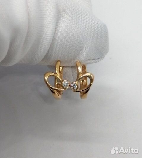 Золотые серьги с камнем