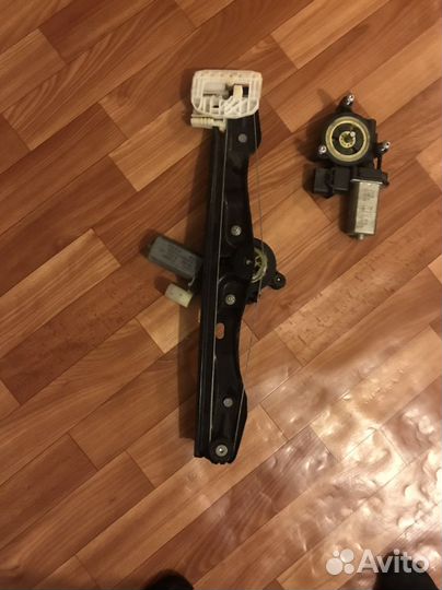 Стеклоподъемник задней правой двери Бмв ф30