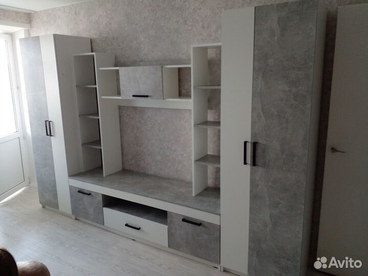 Стенка в гостиную новая