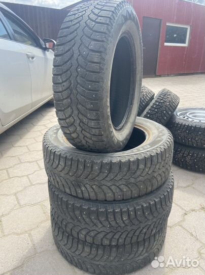 Bridgestone Blizzak Spike-01 195/65 R15