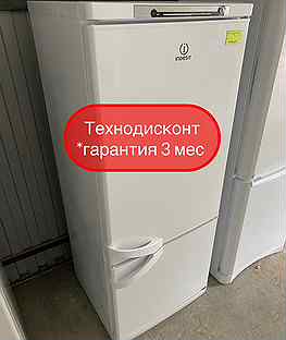 Холодильник б/у Indesit 150см