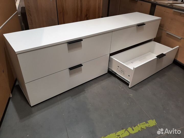 Тумба TV 1,6 м 4 ящика белая