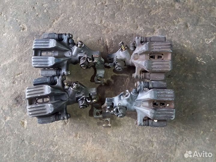 Honda Accord 7 суппорт задний левый правый