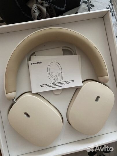Беспроводные наушники baseus