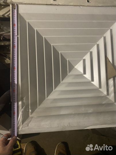 Потолочная вентиляционная решетка 600 на 600